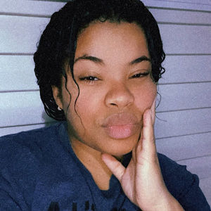 Meet your Posher, Lourdes